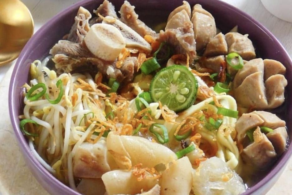 ilustrasi mi kocok khas Bandung (instagram.com/kummelissa)