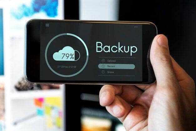 ilustrasi backup penyimpanan (Freepik.com)