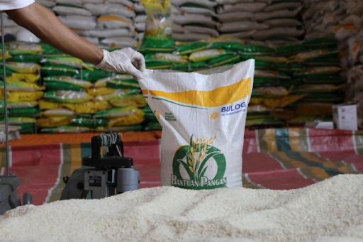 Besok, Bansos Beras Akan Disalurkan ke Masyarakat