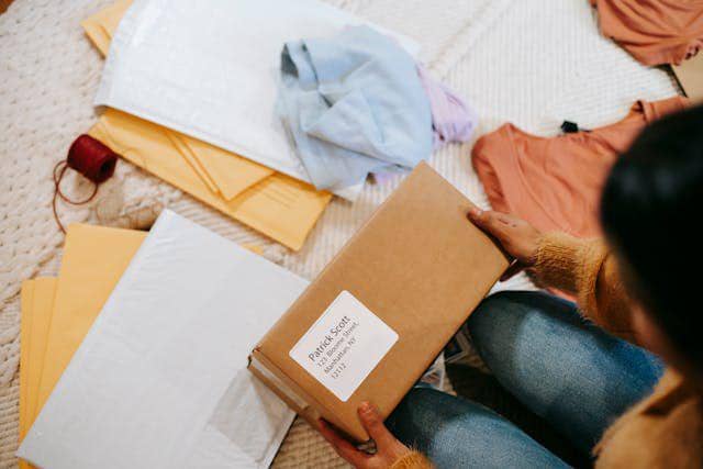 11 Langkah Packing Barang yang Mudah Pecah | IDN Times