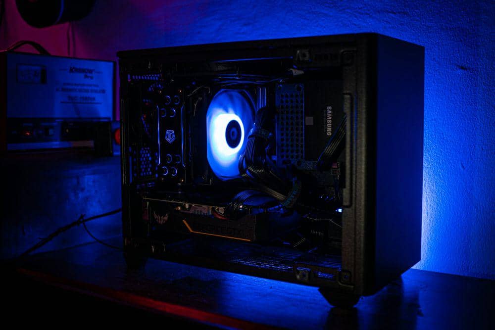 6 Casing PC Full Tower Terbaik 2024, Mumpuni dan Elegan | IDN Times Jogja