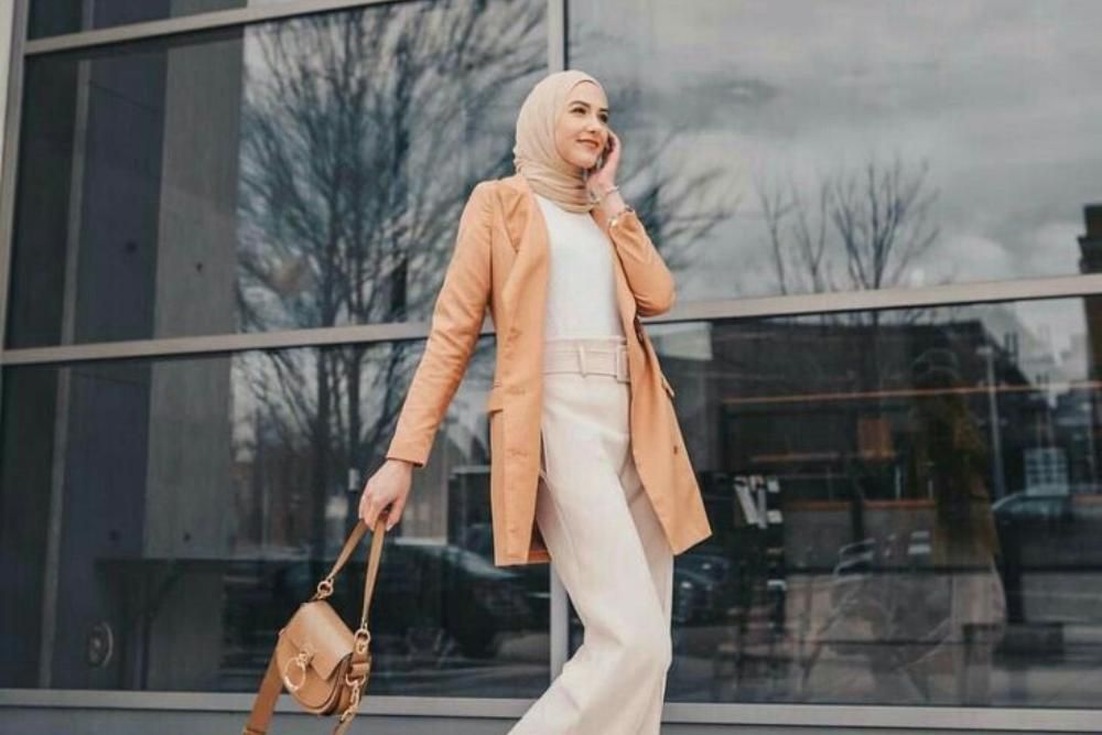 10 OOTD Blazer Perempuan Hijab Formal Sampai Kasual
