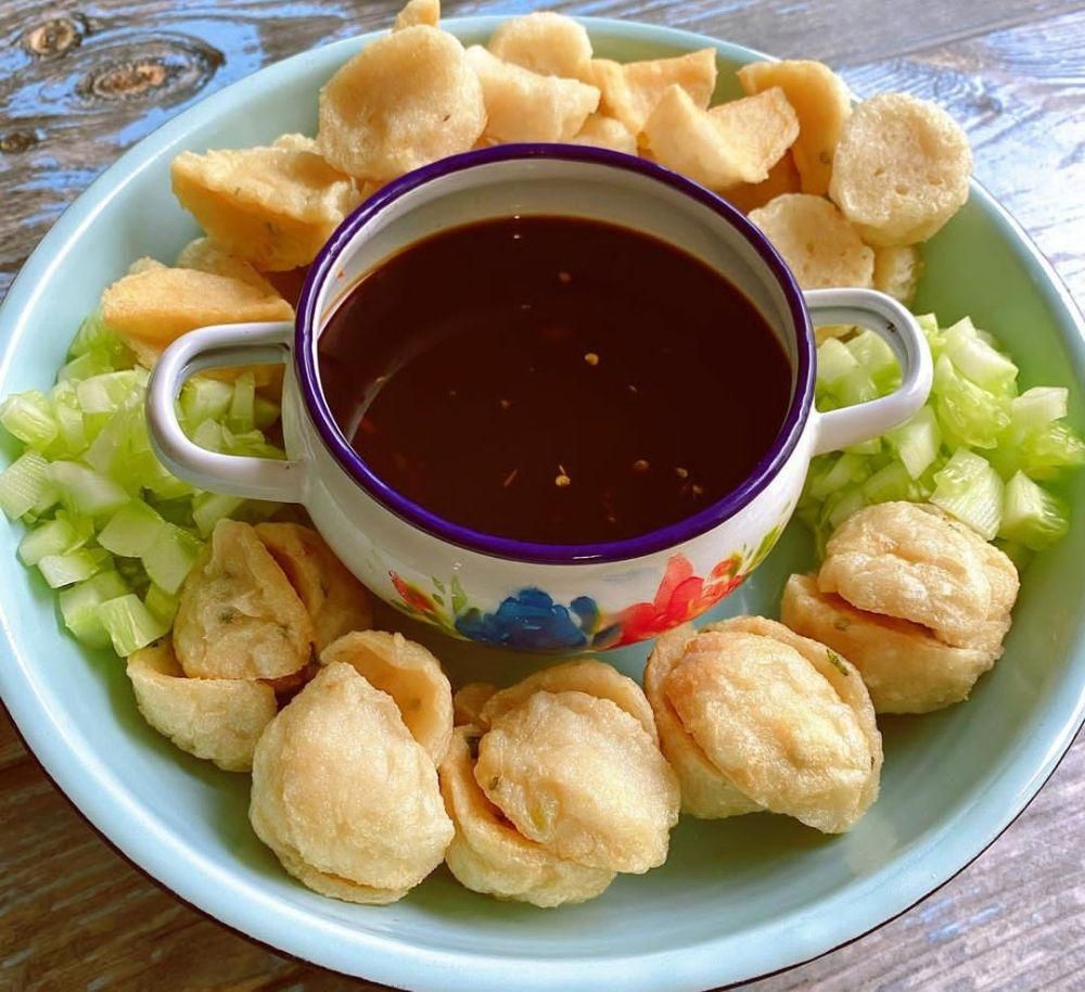 ilustrasi pempek adaan (instagram.com/vv_luv_eatntravel)