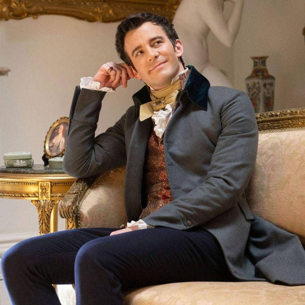 Luke Thompson sebagai Benedict Bridgerton(instagram.com/hollywoodreporter)