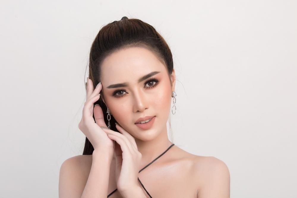 10 Urutan Makeup Kondangan yang Mudah dan Simpel