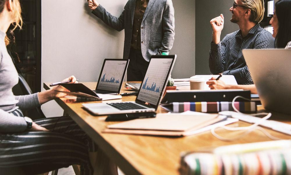 Tips Adopsi AI buat Bisnis Biar Produktivitas Naik Terus