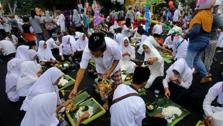 Ilustrasi tradisi Endog-endogan Banyuwangi (dok. Antara Foto Jatim/Budi Candra Setya)