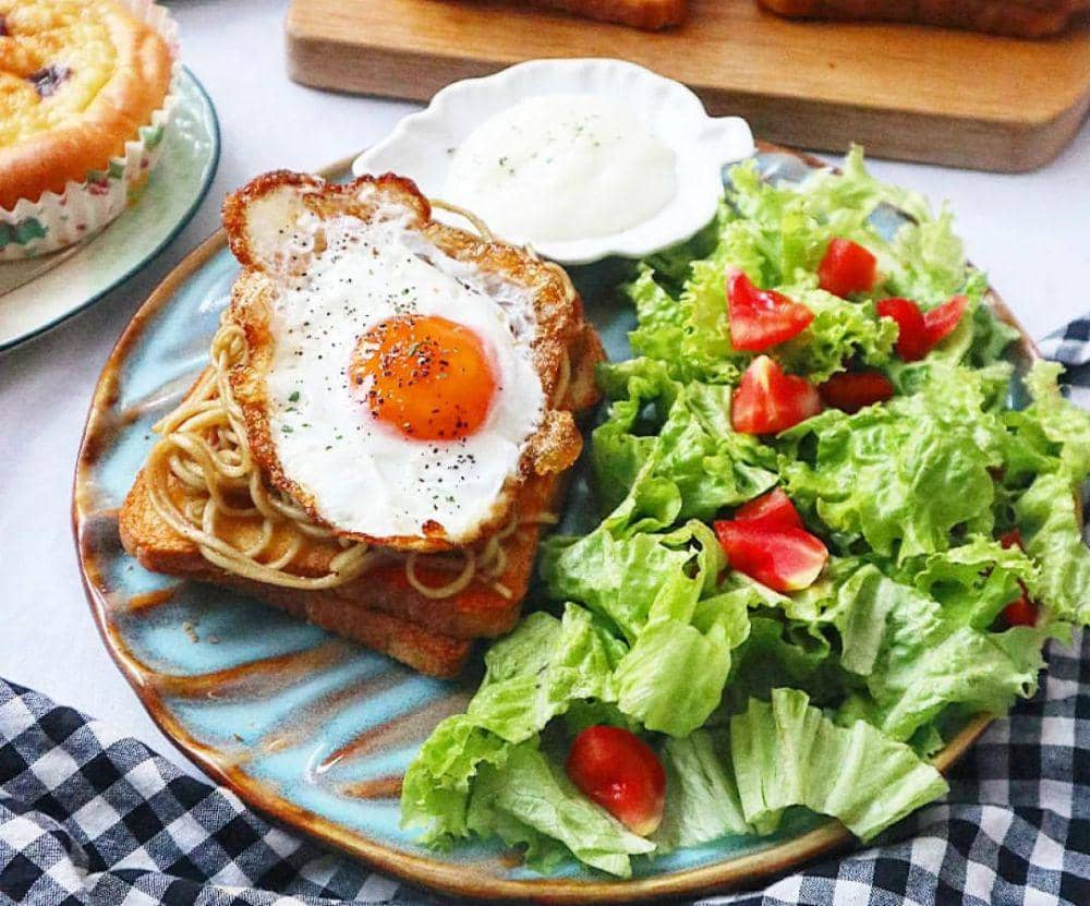 Resep Noodle Toast Ala Anak Kos, Bikin Sarapan Jadi Praktis | IDN Times ...
