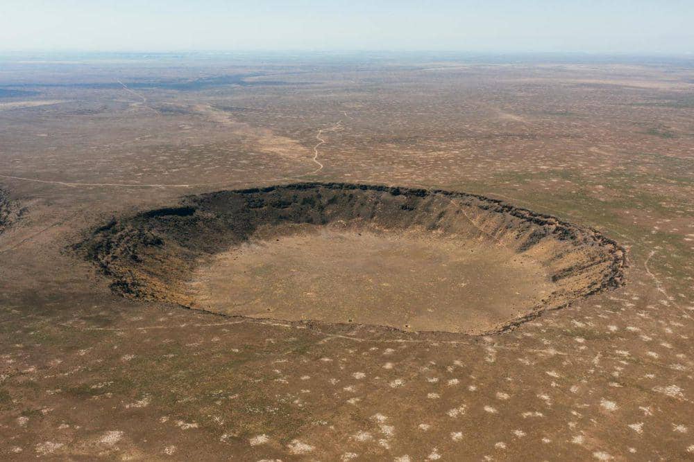 ilustrasi permukaan Bumi akibat meteorit (pexels.com/Kelly)