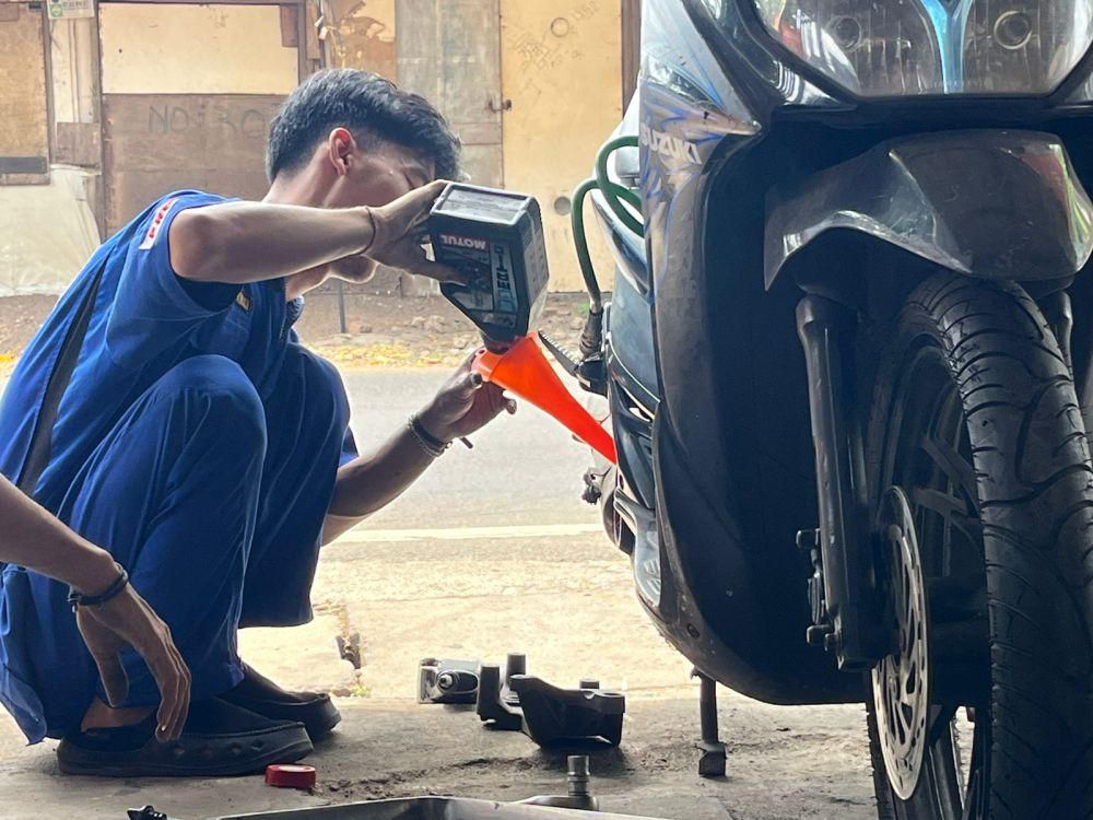 Oli Motor Punya Masa Kedaluwarsa, Ini Ciri-cirinya  