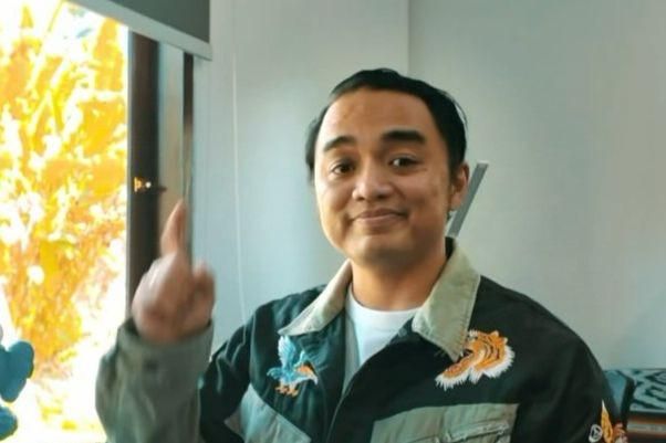 Dipha Barus (instagram.com/diphabarus)