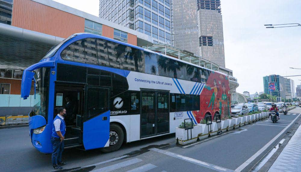 Perbedaan Busway dan Bus Transjakarta, Jangan Sampai Keliru! | IDN Times