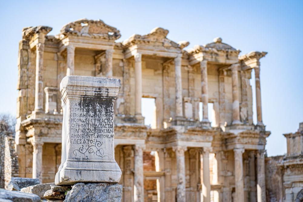 Roma qanday qilib erkalaydi