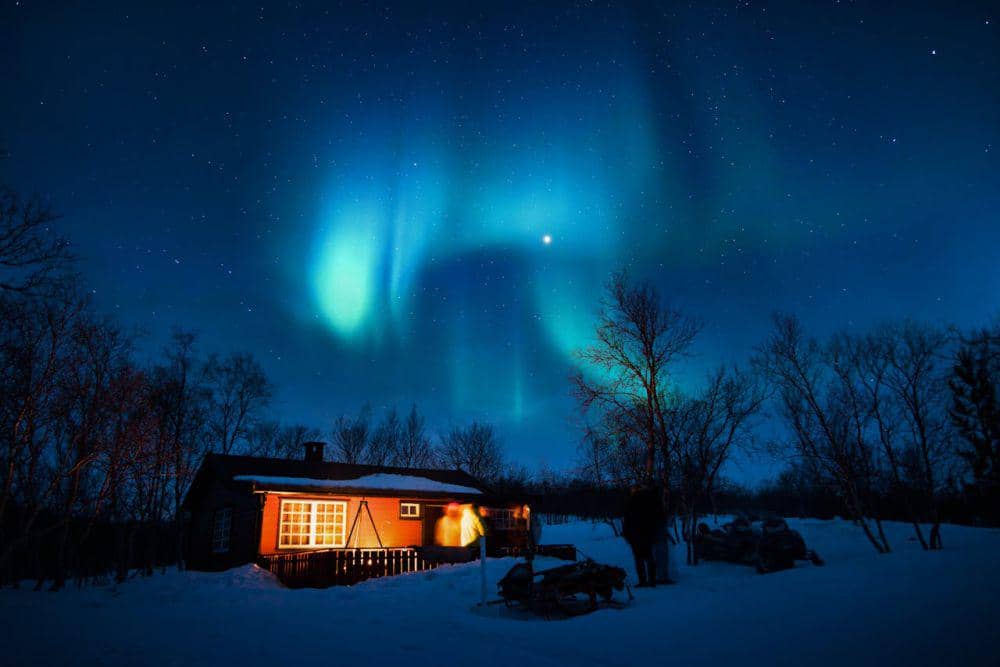 ilustrasi aurora borealis (pexels.com/Stefan Stefancik)
