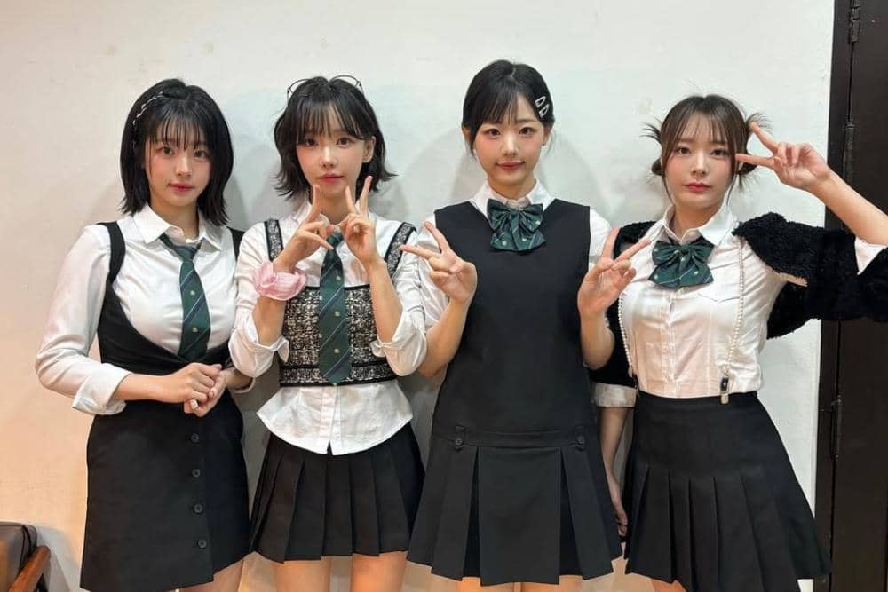 2qwer Profil Member QWER, Band Perempuan Asal Korea Lagi Melejit | Popbela.com