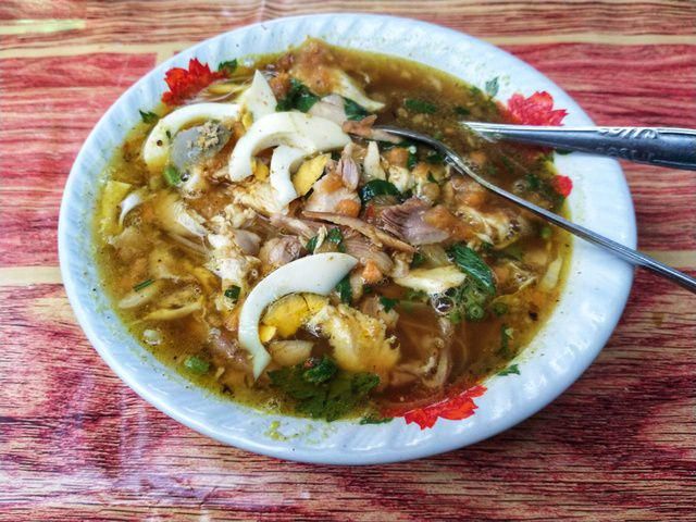 5 Tips Menyimpan Soto Ayam agar Kuahnya Tak Berminyak dan Tetap Gurih