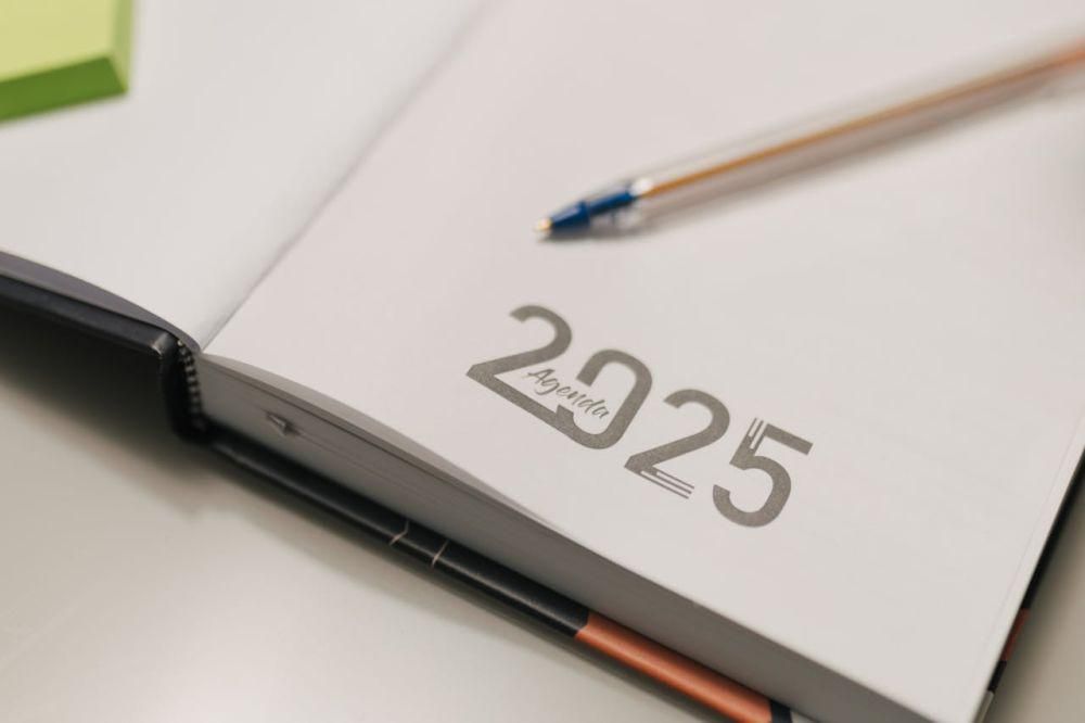 Kalender Jumat Kliwon 2025 Lengkap, Catat Tanggalnya!