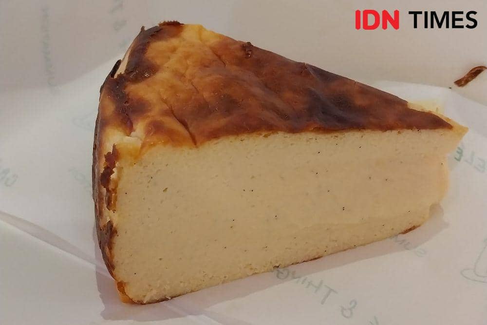 Potret basque burnt cheesecake 