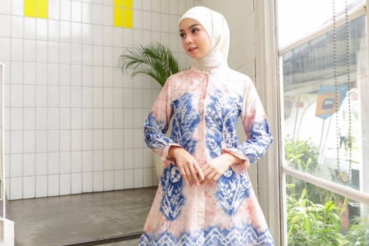 sachin and babi light blue dress Cantik dan Elegan, 4 Model Dress Panjang Simpel Ini Cocok Banget Buat ke  Pesta