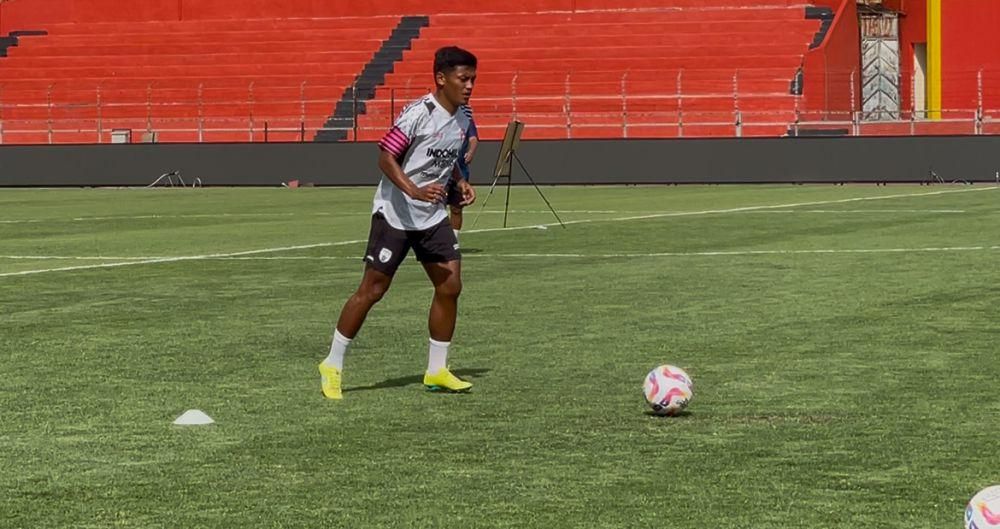 Semen Padang FC Resmi Kontrak Rui Rampa dan Irsyad Maulana