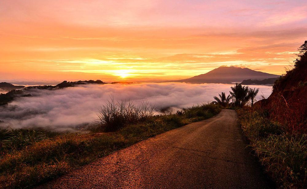 ilustrasi pemandangan alam gunung sago (commons.wikimedia.org/Dody.bukittinggi)