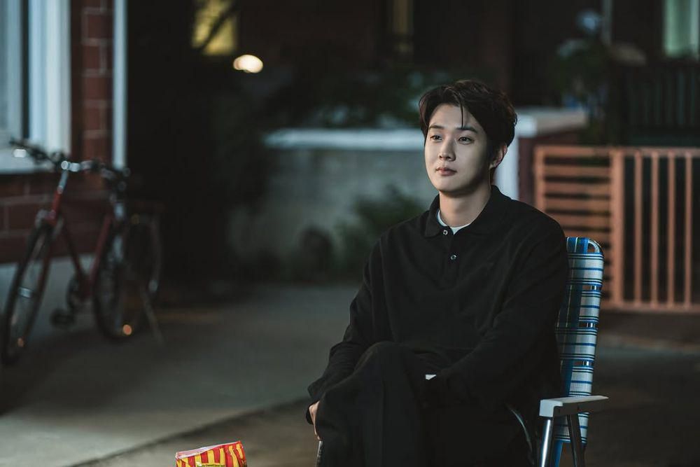 4 Drama dan Film Korea Choi Woo Shik yang Tayang di Netflix