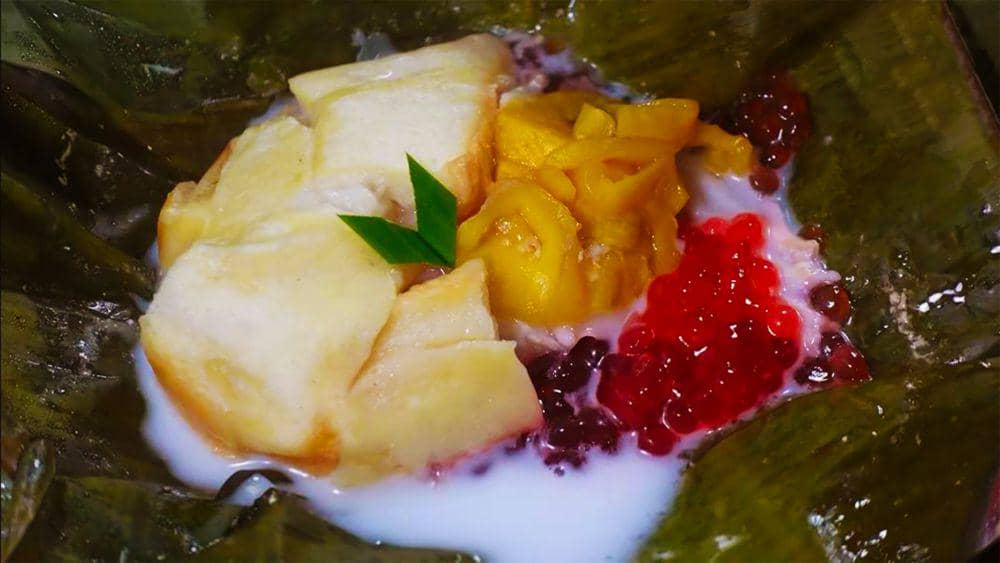 potret bongko kopyor pakai roti (youtube.com/Masakdong with Mamabrins)