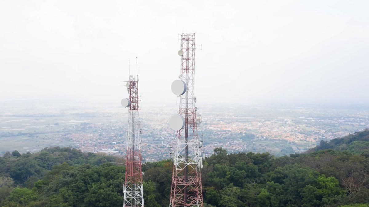 MTEL Diisukan Merger dengan TBIG, Bagaimana Valuasinya ? 
