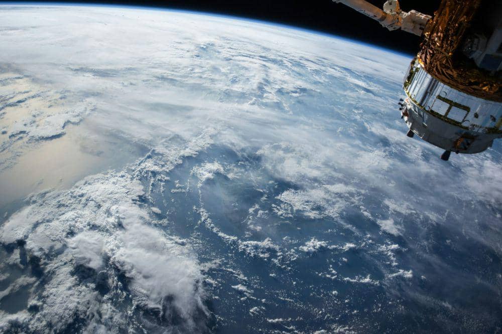 ilustrasi atmosfer Bumi (unsplash.com/NASA)