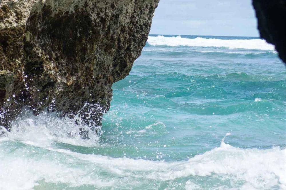 Pantai Suluban Bali (https://sita.badungkab.go.id/)