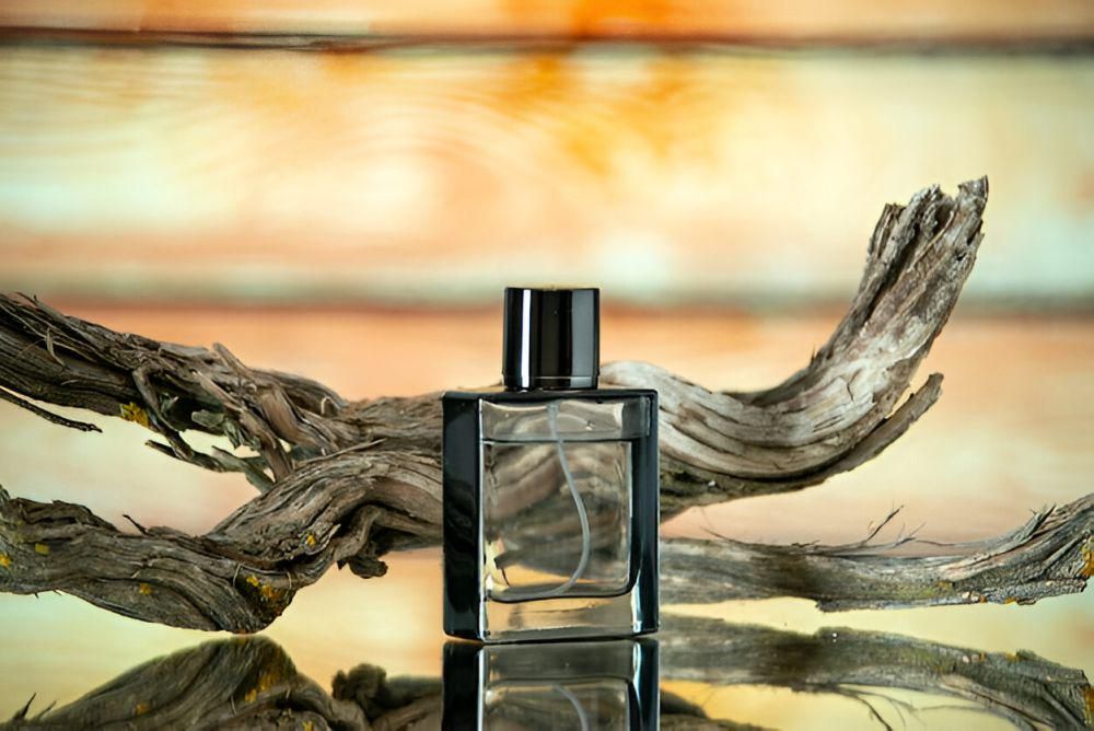 ilustrasi parfum niche (freepik.com/KamranAydinov)
