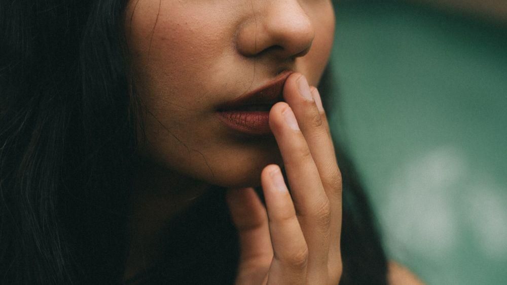 Sering Mengelupas Bibir, Tanda Gangguan Psikologis?