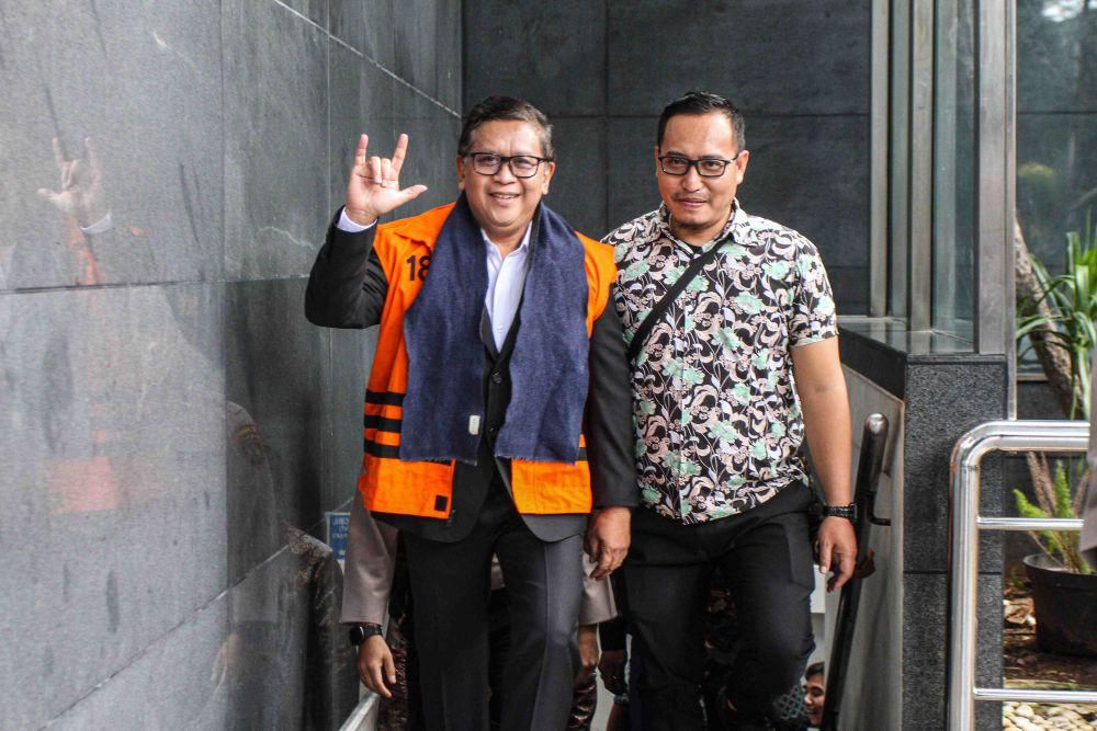 Hasto Temui Eks Ketua MA Bareng Harun Masiku dan Eks Wantimpres Jokowi