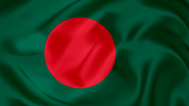 Jet Latih AU Bangladesh Jatuh di Kompleks Sekolah, Anak-anak Jadi Korban