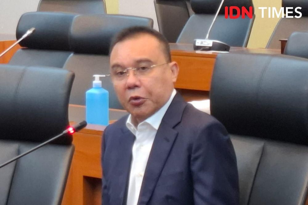 Wakil Ketua DPR RI Sufmi Dasco Ahmad dalam konferensi pers bersama Komisi 1 di Gedung Nusantara I, Kompleks Parlemen, Jakarta, Senin (17/3/2025). (IDN Times/Amir Faisol)