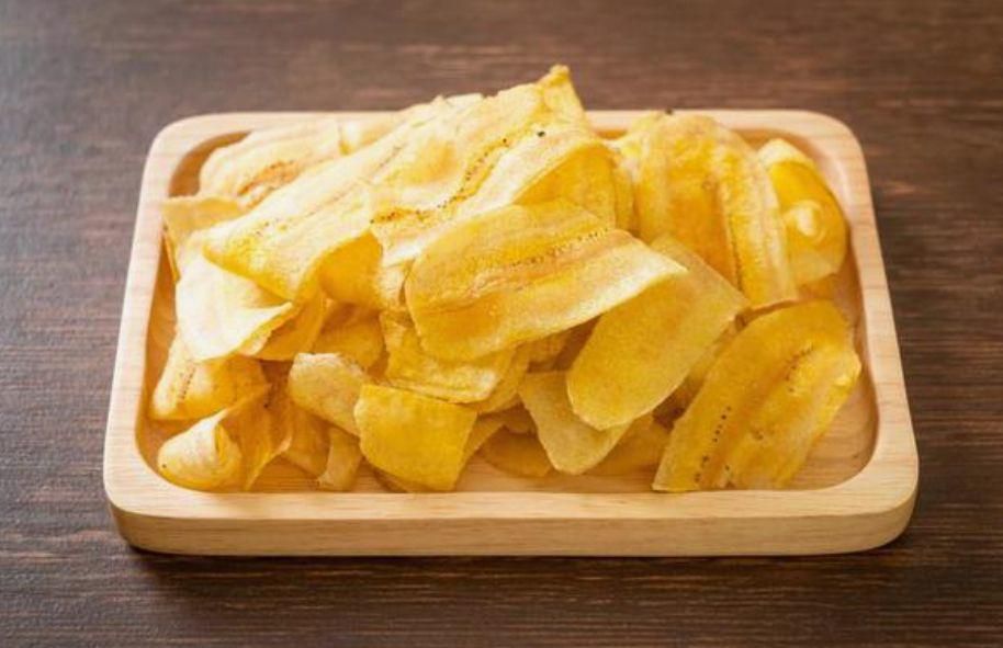 ilustrasi keripik pisang (vecteezy.com/topntp26)