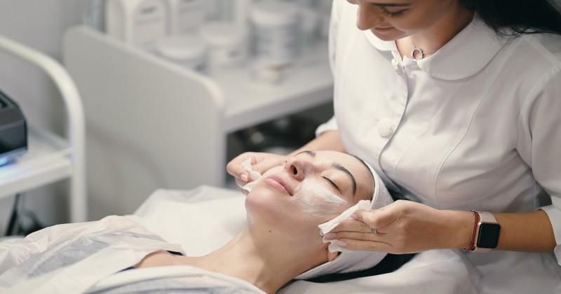 15 Rekomendasi Klinik Kecantikan Terdekat di Depok