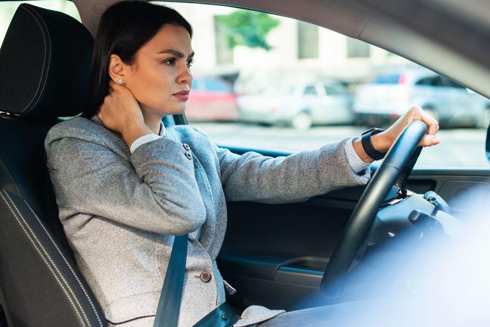 Deretan Bahaya Merokok di Mobil, Gak Hanya Membahayakan Kesehatan!