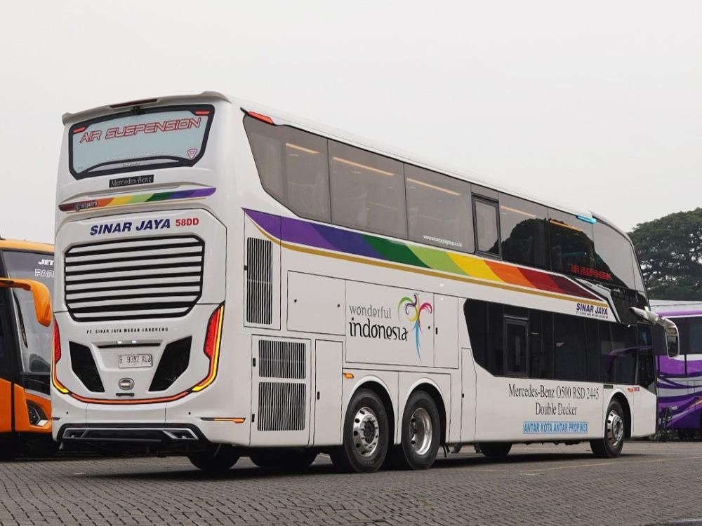 6 Sleeper Bus Double Seat, Ada Agra Mas dan Sinar Jaya