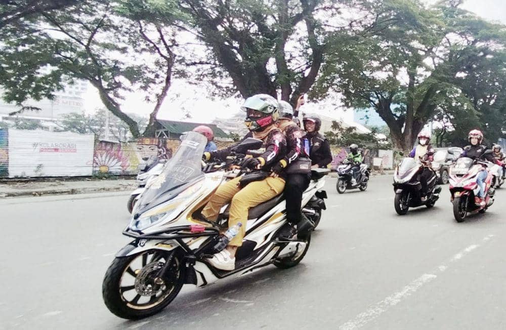 Ilustrasi Mudik dengan Sepeda Motor (Dok. IDN Times)