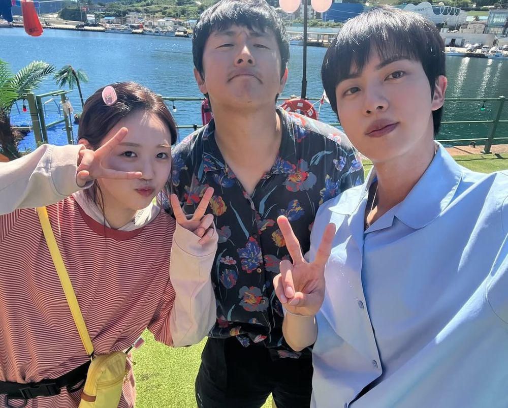 potret Kian48, Jin dan Ji Ye Eun di balik layar (instagram.com/y_eunniii)