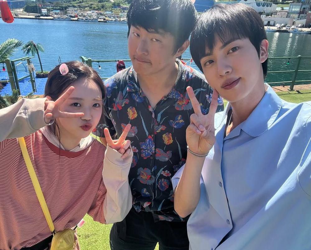 potret Kian48, Jin dan Ji Ye Eun di balik layar (instagram.com/y_eunniii)