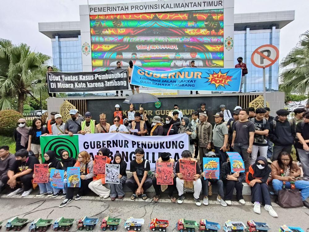Warga Desak Data Izin Hauling dan Penindakan Tambang Dibuka