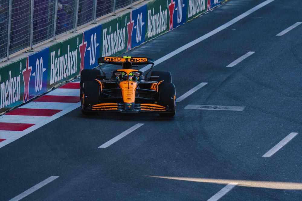 Bagaimana Pembalap Formula 1 Buang Air Kecil saat Balapan?