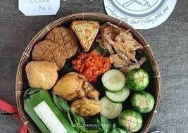 Resep Nasi Timbel Khas Sunda: Harum Daun Pisang, Rasa Tradisional yang Menggoda