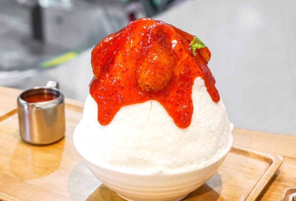 ilustrasi kakigori (vecteezy.com/Atiwat Witthayanurut)