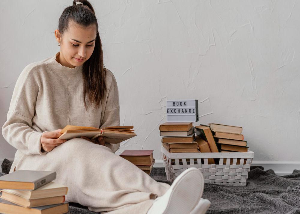 5 Alasan Baca Buku Fiksi Bikin Jadi Versi Terbaik dari Dirimu