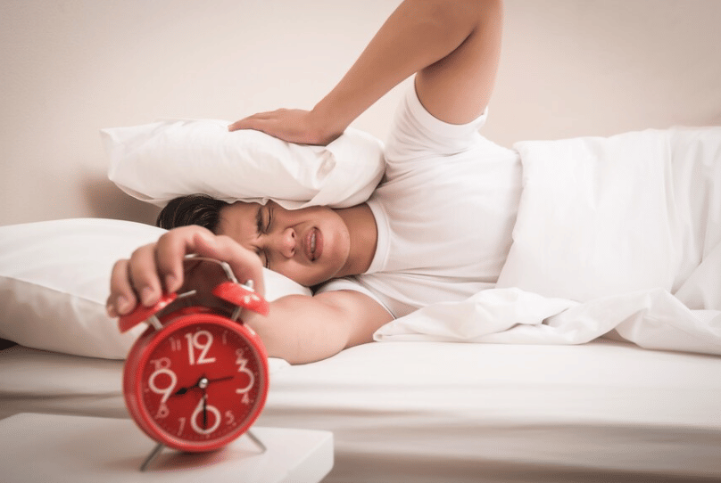 ilustrasi snooze alarm (freepik.com/jcomp)