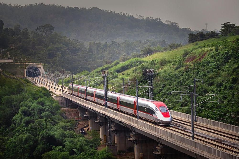 Ada Diskon Tiket Whoosh hingga 20 Persen di Libur Sekolah