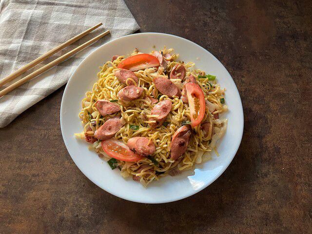Resep Mi Goreng Sambal Bawang yang Nendang di Lidah